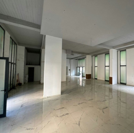 jepet-me-qera-ambjent-komercial-ne-zonen-pallati-me-shigjeta-delijorgji-big-0