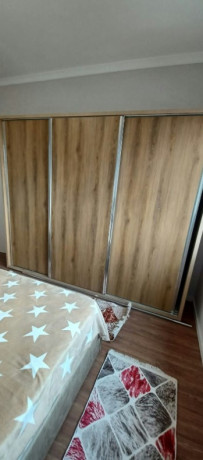 jepet-shtepi-me-qera-per-banim-ne-pallat-i-ri-11-zona-fusha-aviacionit-big-1