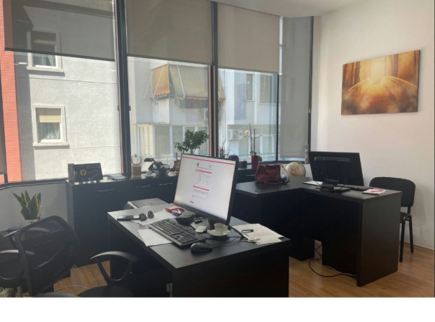 shitet-ambjent-zyre-ne-bllok-big-0