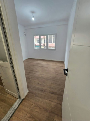 shitet-apartament-i-pershtatshem-per-biznes-tek-shkolla-e-baletit-big-3