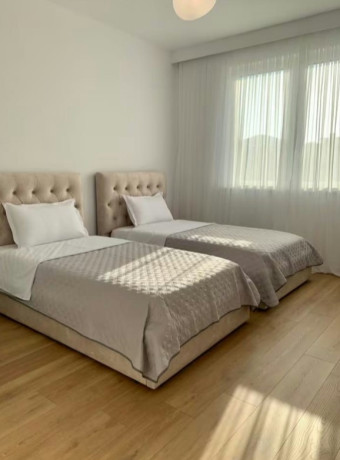 vasil-shanto-jepet-me-qera-apartament-21-big-3