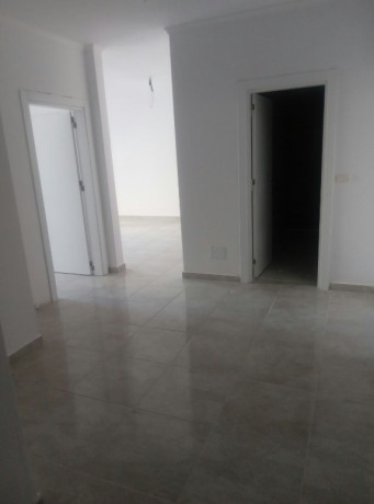 shitet-apartament-11-tek-fresku-big-2