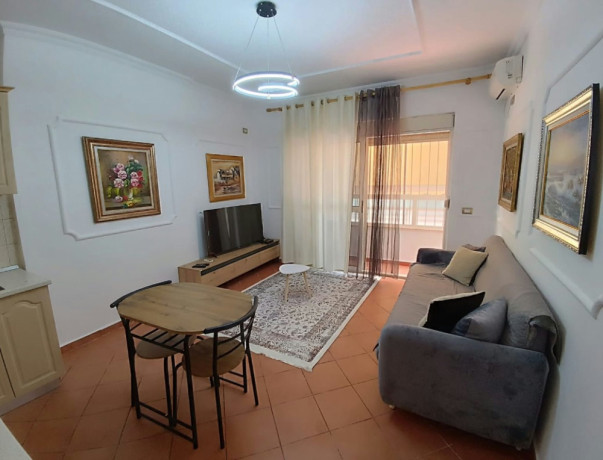 jepet-me-qera-apartament-11-liqeni-i-thate-big-1