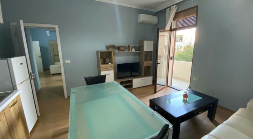 jepet-me-qera-11-ne-vile-4-kateshe-tek-tregu-elektrik-big-0