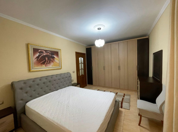 jepet-me-qera-apartament-21-ne-bllok-big-3