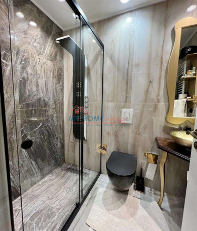 vile-ne-shitje-tek-kodra-diellit-2-big-1