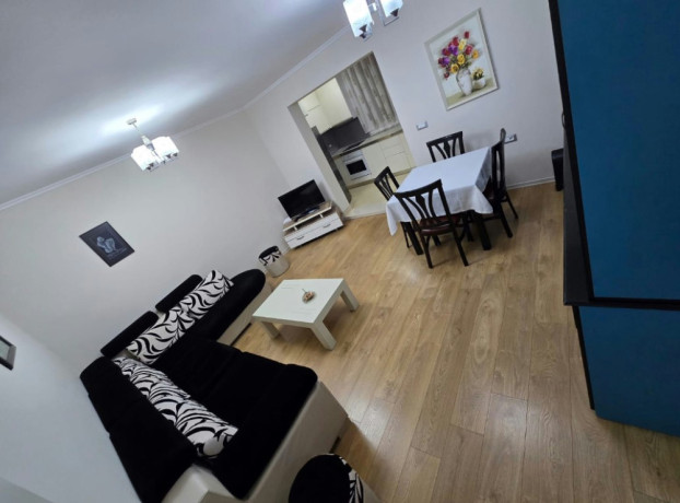 jepet-me-qera-11-tek-blloku-i-vilave-selite-big-0