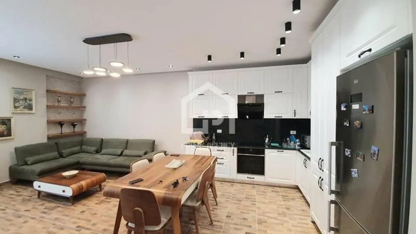 tek-ali-demi-jepet-me-qera-apartament-21parkim-big-3