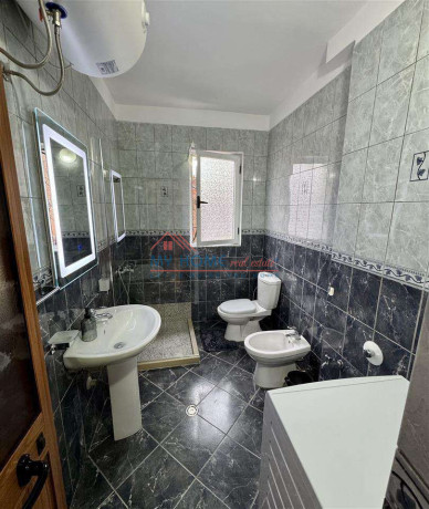 apartament-11-me-qera-myslym-shyri-tirane-big-0