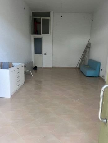 ambjent-komercial-me-qera-tek-misto-mame-big-0