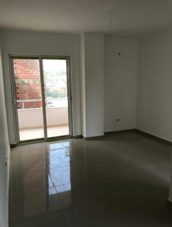 durres-shitet-apartament-11-big-0