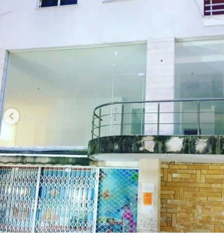 tek-fresku-shitet-zyre-big-1