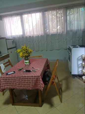 myslym-shyri-jepet-me-qera-apartament-11-big-1