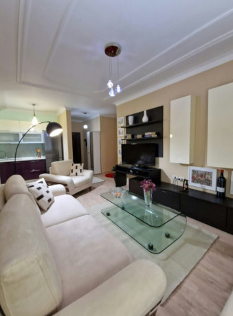 blloku-jepet-me-qera-11-big-3