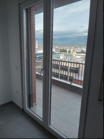 ne-kamez-jepet-me-qera-11-big-2