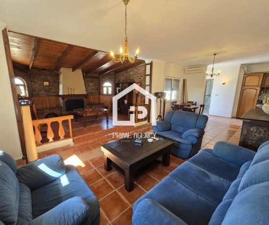 jepet-me-qira-apartament-penthouse-verande-zona-stadiumi-dinamo-big-0