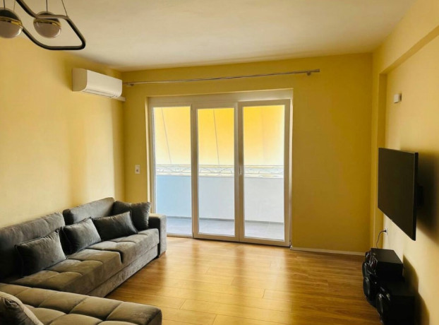 blloku-jepet-me-qera-31-big-2