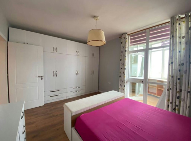 tek-ish-ekspozita-jepet-me-qera-21-big-4