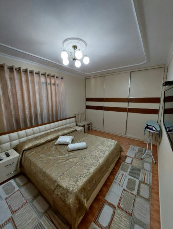 xhamlliku-jepet-me-qera-21-big-2