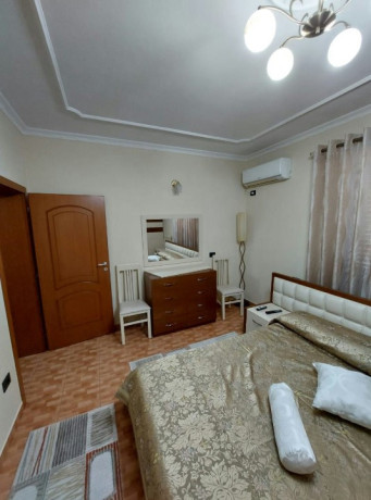 xhamlliku-jepet-me-qera-21-big-4