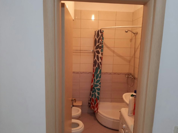 komuna-e-parisit-jepet-me-qera-11-big-3