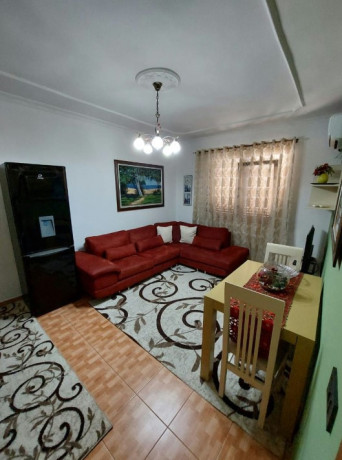 xhamlliku-jepet-me-qera-21-big-0