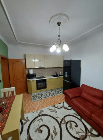 xhamlliku-jepet-me-qera-21-big-1