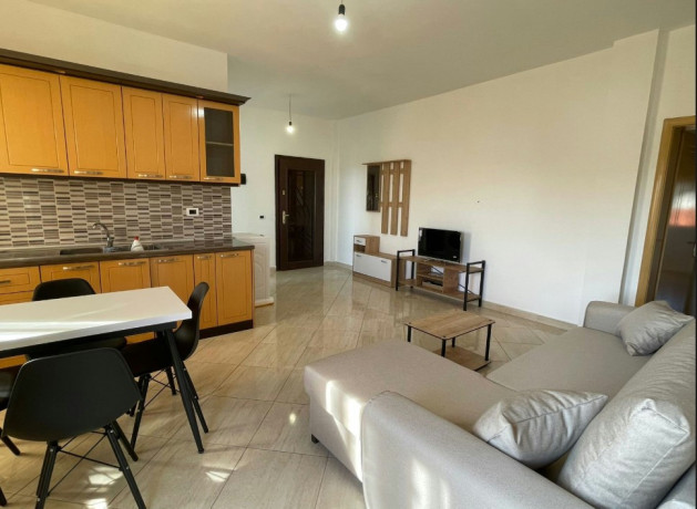 rrbardhyl-jepet-me-qera-21-big-1