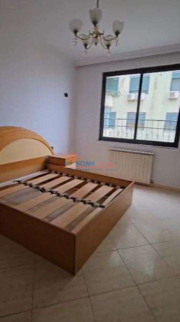 zyre-me-qera-myslym-shyri-ne-tirane-big-3