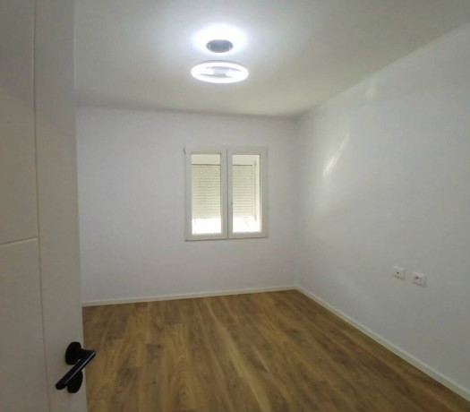 shitet-apartament-21zona-ish-tregu-elektrik-big-0