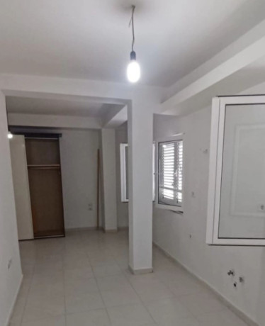 jepet-me-qera-apartament-31-tek-xhamlliku-big-2