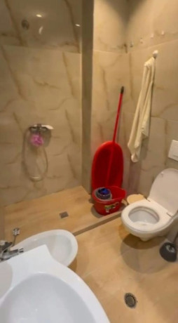 fresku-jepet-me-qera-21-big-2