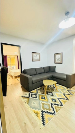 tek-ish-ekspozita-shqiperia-sot-jepet-me-qera-11-big-0