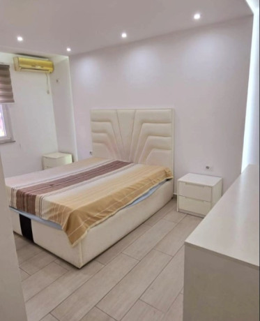 mbrapa-globe-ne-rrkavajes-shitet-21-big-2