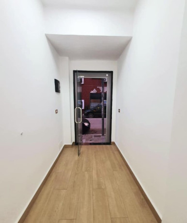 jepet-me-qira-dyqan-zona-vasil-shanto-prane-diplomat-1-big-3