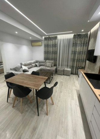 stacioni-i-trenit-jepet-me-qera-11-big-4