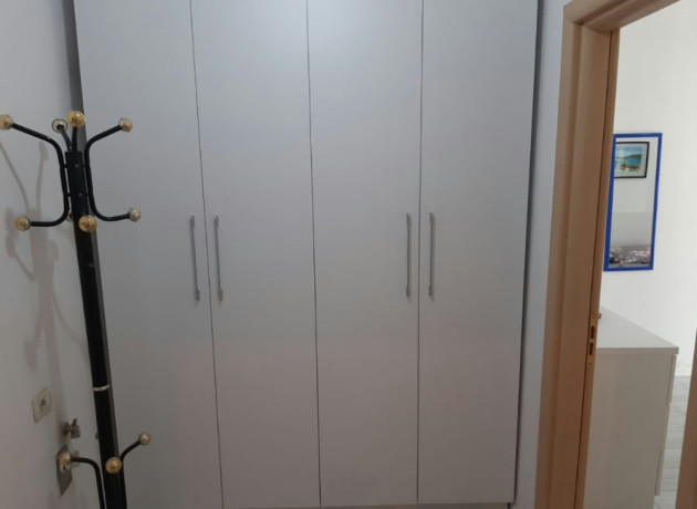 komuna-e-parisit-jepet-me-qera-11-big-2