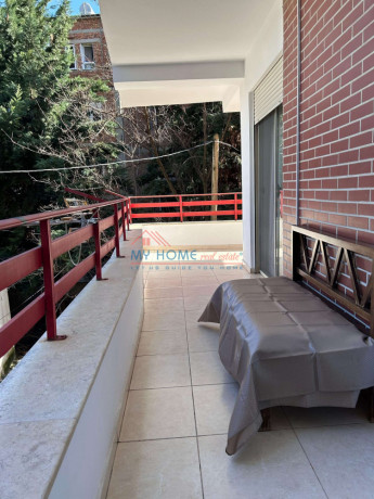 tek-ish-parku-i-autobusave-shitet-21-big-3