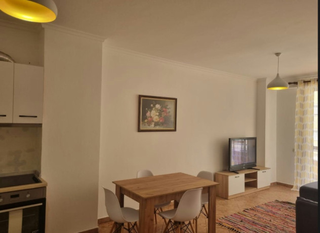 astir-jepet-me-qera-21-big-1