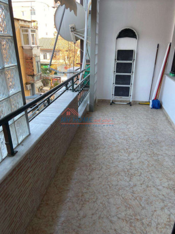 zyre-me-qera-bllok-ne-tirane-big-4