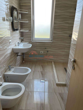 apartament-31-me-qera-ne-kinostudio-big-4