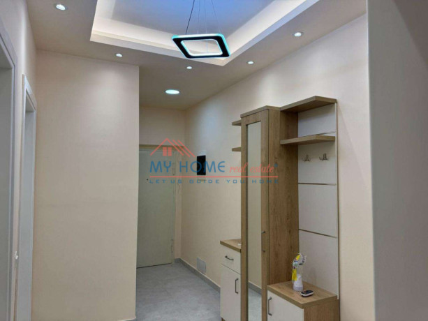 apartament-11-me-qera-tek-rruga-e-dibres-big-2