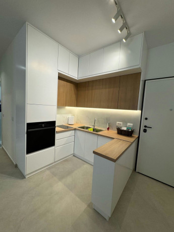 xhamlliku-jepet-me-qera-21-big-3