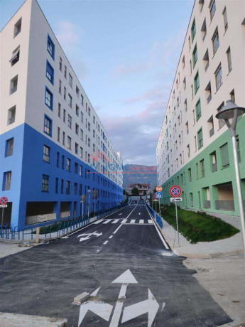 zyre-me-qira-ne-ali-demi-tirane-big-0