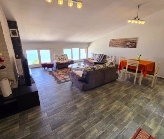 shitet-apartament-me-pamje-nga-liqeni-garazh-zona-pogradec-big-1