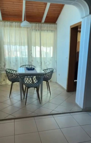 rrfortuzi-jepet-me-qera-11-big-1