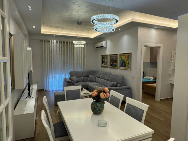 yzberisht-jepet-me-qera-21-big-4