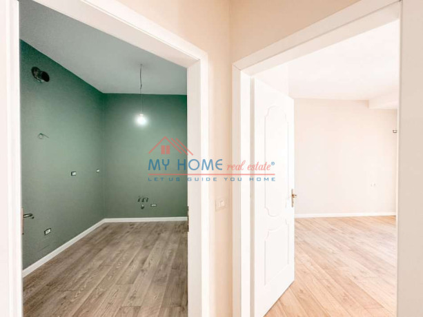 zyre-me-qera-ne-qender-tirane-big-3