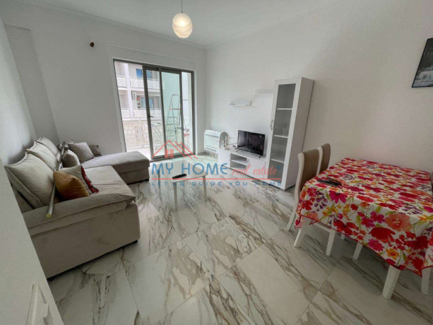 apartament-11-me-qera-tek-fusha-e-aviacionit-big-0