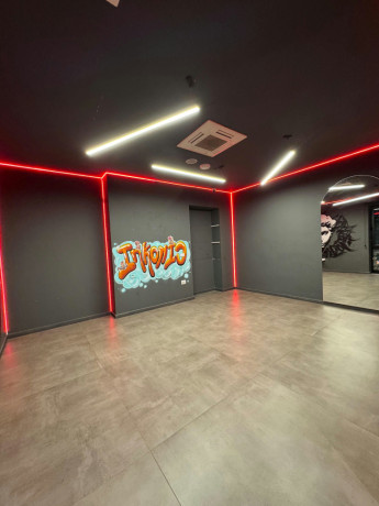 ambjent-komercial-me-qera-blloku-big-0